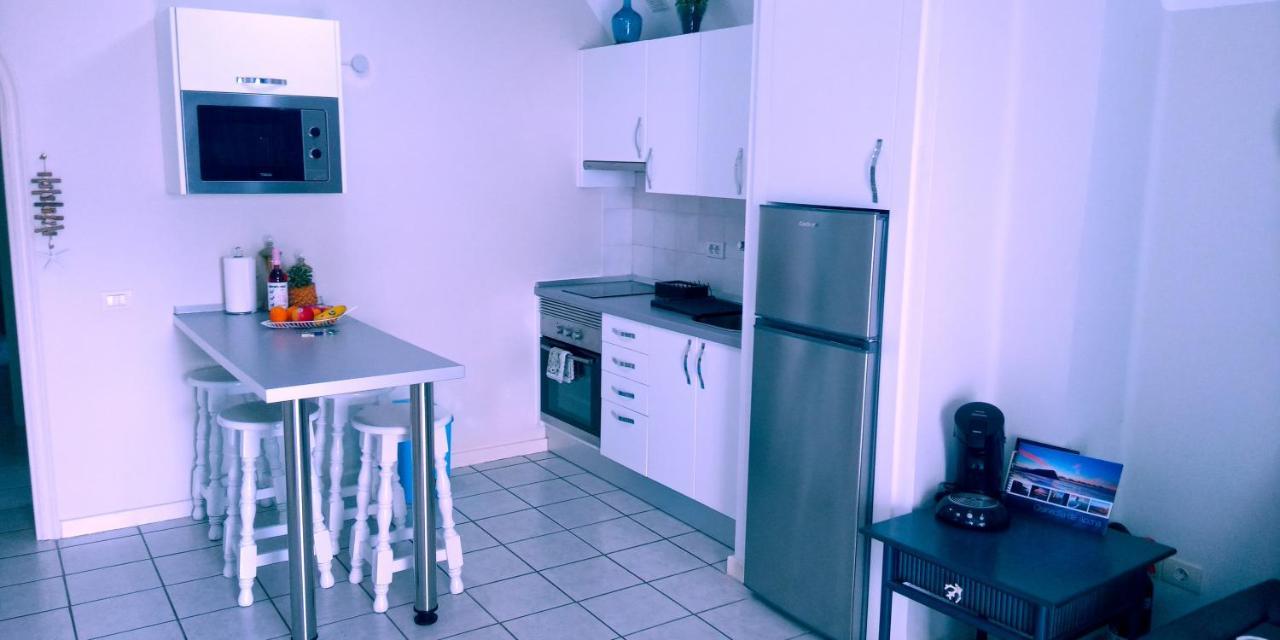 Rocas Del Mar Apartment Коста дел Силенцио Екстериор снимка